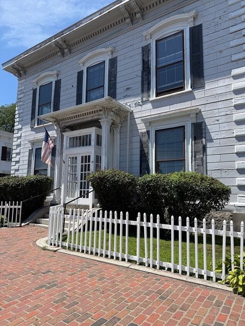39 Washington St, Peabody, MA, 01960-5520 | Card Image