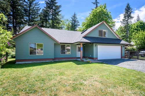 7478 Yake Rd, Fanny Bay, BC, V0R1W0 | Card Image