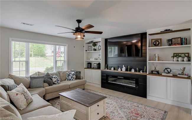 158 Alice Ct, House other with 3 bedrooms, 3 bathrooms and null parking in Winston-Salem NC | Image 8