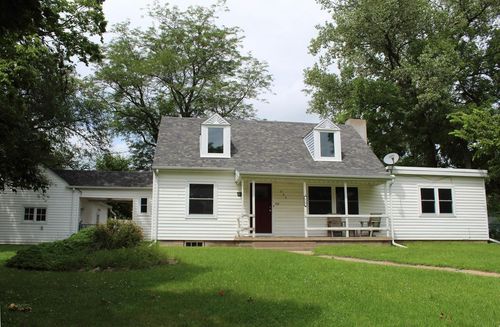 624 North St, Decorah, IA, 52101-1249 | Card Image