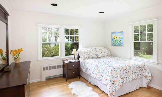 Northwest bedroom with double closet | Image 14