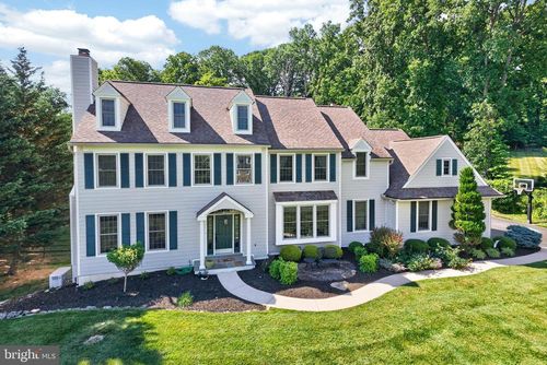 1051 Haverhill Rd, CHESTER SPRINGS, PA, 19425-3141 | Card Image