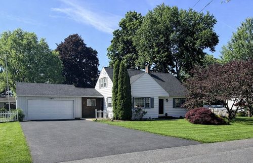 69 Lealand Ave, Agawam, MA, 01001-2454 | Card Image