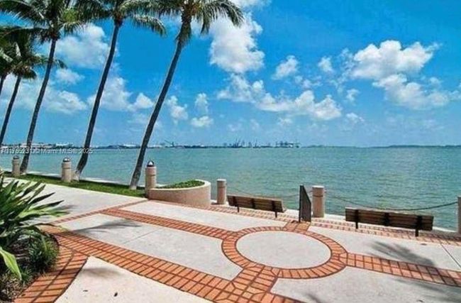APT-310 - 540 Brickell Key Dr, Condo with 1 bedrooms, 2 bathrooms and null parking in Miami FL | Image 12