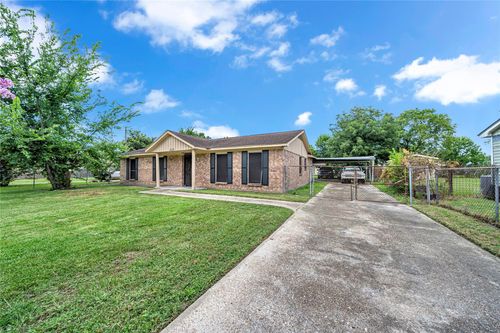 3225 Bostic St, Houston, TX, 77093-8301 | Card Image