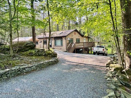1078 Harmony Dr, Lake Ariel, PA, 18436-8063 | Card Image