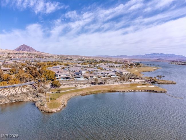UNIT-201 - 21 Via Visione, Condo with 3 bedrooms, 3 bathrooms and null parking in Henderson NV | Image 44