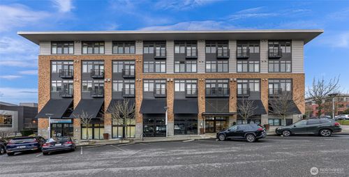 302-3111 Newmarket St, Bellingham, WA, 98226-8695 | Card Image