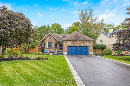 109 Maclennan St, Rockwood, ON, N0B2K0 | Card Image