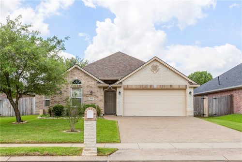 8410 Alison Ave, College Station, TX, 77845-5504 | Card Image