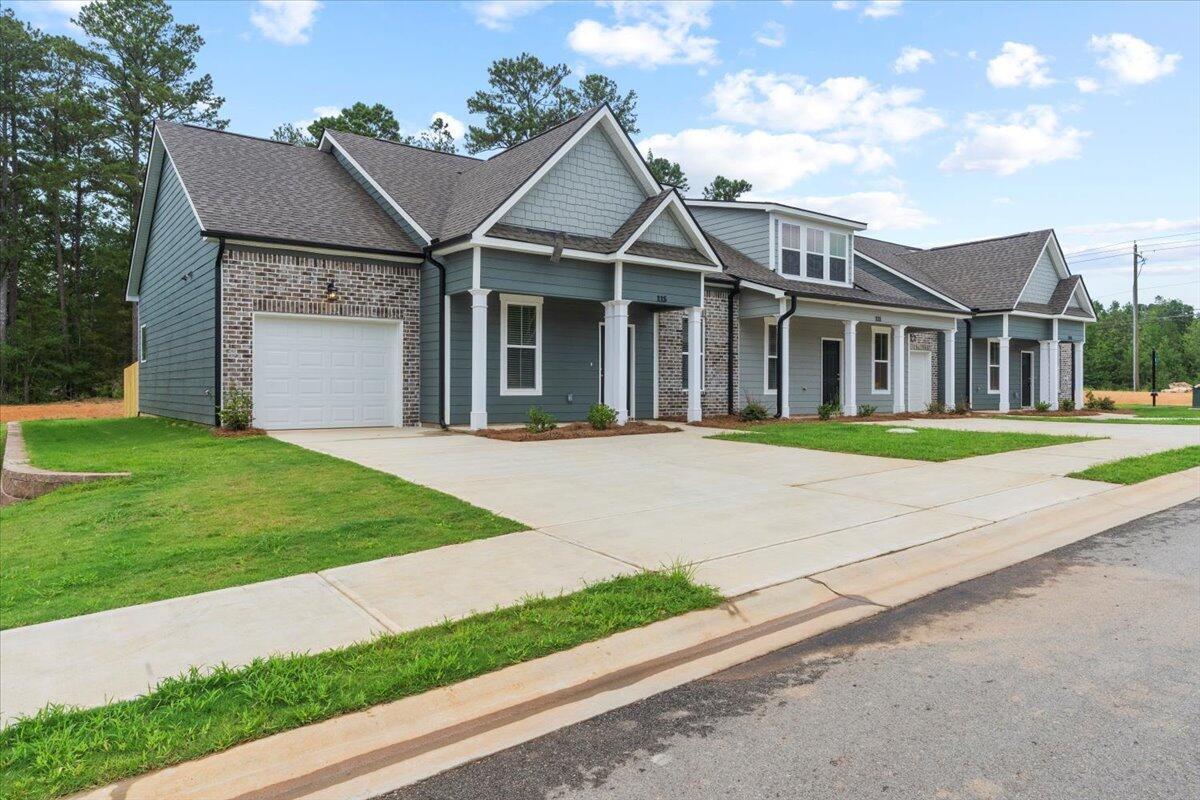 Residential Lease in Evans