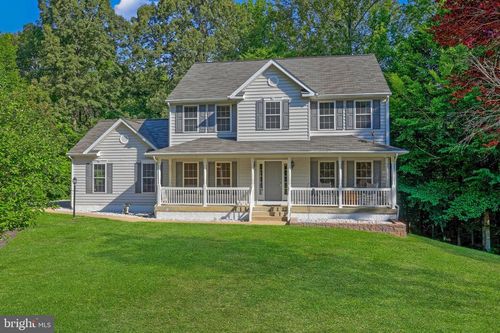71 Battery Ridge Dr, Fredericksburg, VA, 22405-3568 | Card Image
