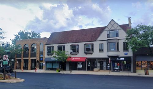 484 Central Ave, Highland Park, IL, 60035-2681 | Card Image