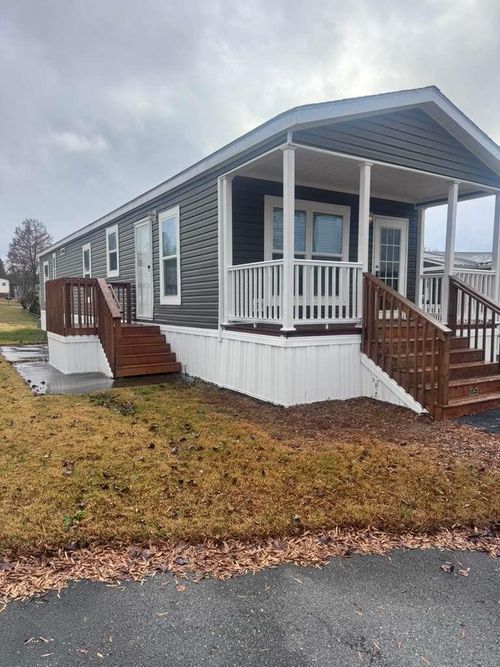 5852 Hefner Way, Ooltewah, TN, 37363-6649 | Card Image