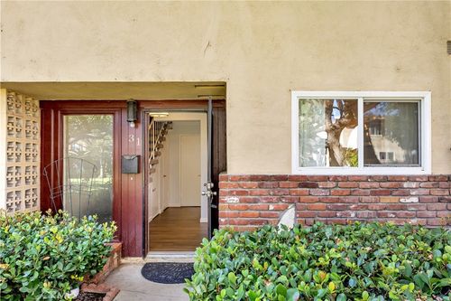 apt-31-1919 Sherry Ln, Santa Ana, CA, 92705-7632 | Card Image