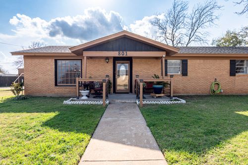 801 Westridge Cir, Breckenridge, TX, 76424-2522 | Card Image