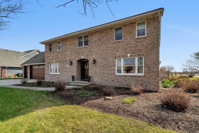 1047 S Ferrari Drive S, House other with 4 bedrooms, 2 bathrooms and 3 parking in Coal City IL | Image 2