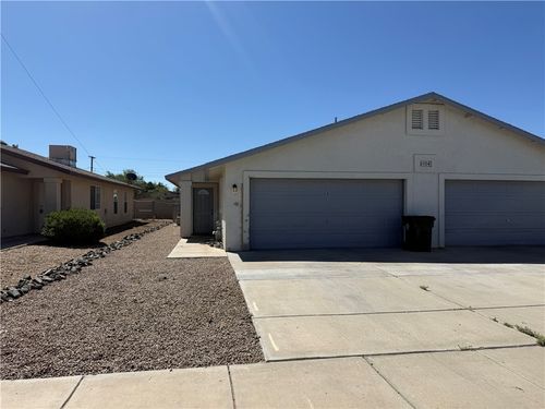 apt-b-2024 Gates Ave, Kingman, AZ, 86401-6604 | Card Image