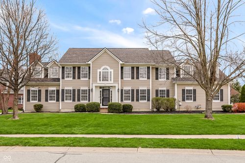 11097 Desert Glen Dr, Fishers, IN, 46037-4284 | Card Image