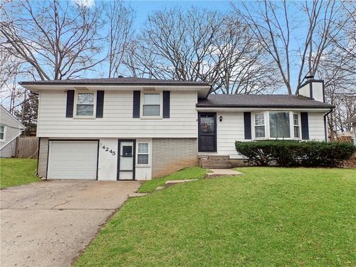 4245 N Lister Ave, Kansas City, MO, 64117-1915 | Card Image