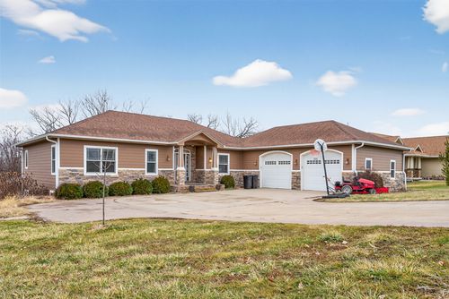 15286 Ne 42nd St, Cambridge, IA, 50046-1109 | Card Image