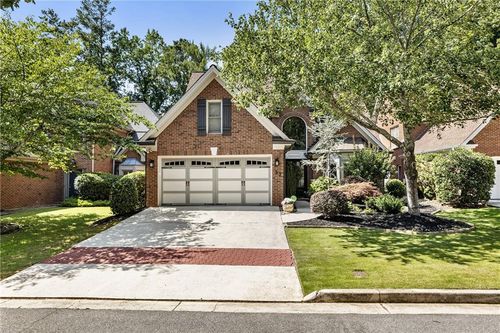35 Westfair Ct, Sandy Springs, GA, 30328-1658 | Card Image