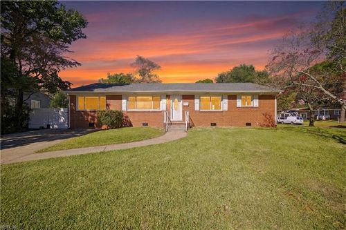 4756 Holladay Rd, Virginia Beach, VA, 23455-5800 | Card Image
