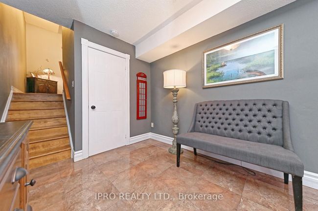 40 Stornwood Crt, Condo with 3 bedrooms, 3 bathrooms and 1 parking in Brampton ON | Image 6