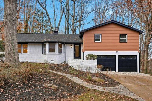 2520 Overlook Way Ne, Atlanta, GA, 30345-2028 | Card Image