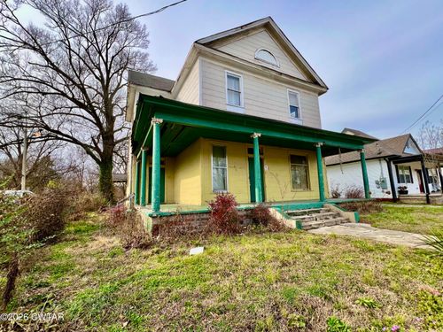 431 N Hays Ave, Jackson, TN, 38301-5643 | Card Image