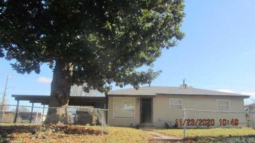 3001 Loma Dr, Little Rock, AR, 72206 | Card Image