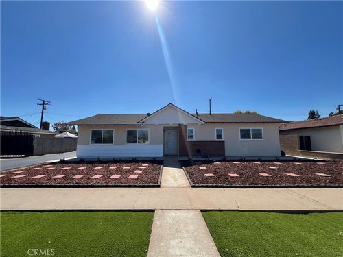 5261 Raintree St, Yorba Linda, CA, 92886-3836 | Card Image