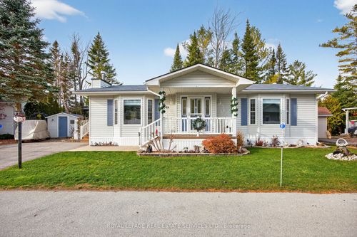 24 Topaz St, Wasaga Beach, ON, L9Z1X7 | Card Image
