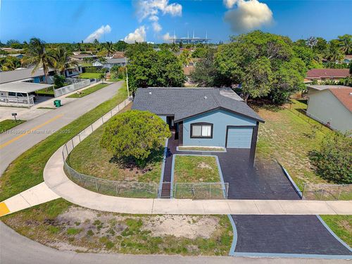 20239 Nw 33rd Ct, Miami Gardens, FL, 33056-1828 | Card Image