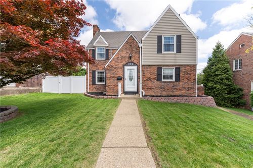 275 Old Clairton Rd, Pleasant Hills, PA, 15236-4301 | Card Image