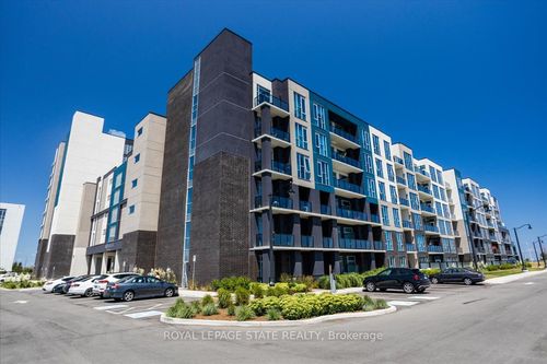 50-16 Concord Pl, Grimsby, ON, L3M0J1 | Card Image