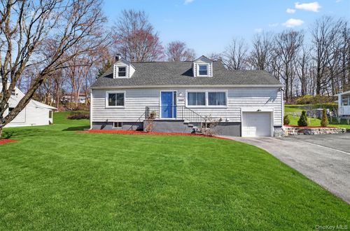 3510 Overlook Ave, Yorktown Heights, NY, 10598-1015 | Card Image