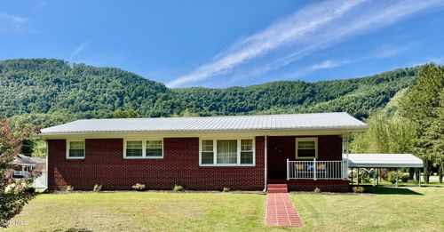 2235 3rd Ave E, Big Stone Gap, VA, 24219-3511 | Card Image
