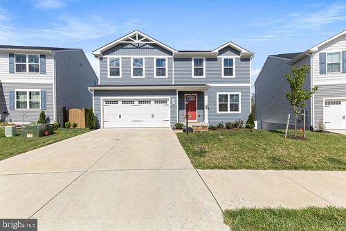 145 Dursley Cir, MIDDLETOWN, VA, 22645-1762 | Card Image