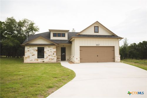 1617 Badger Ln, Lampasas, TX, 76550-3061 | Card Image
