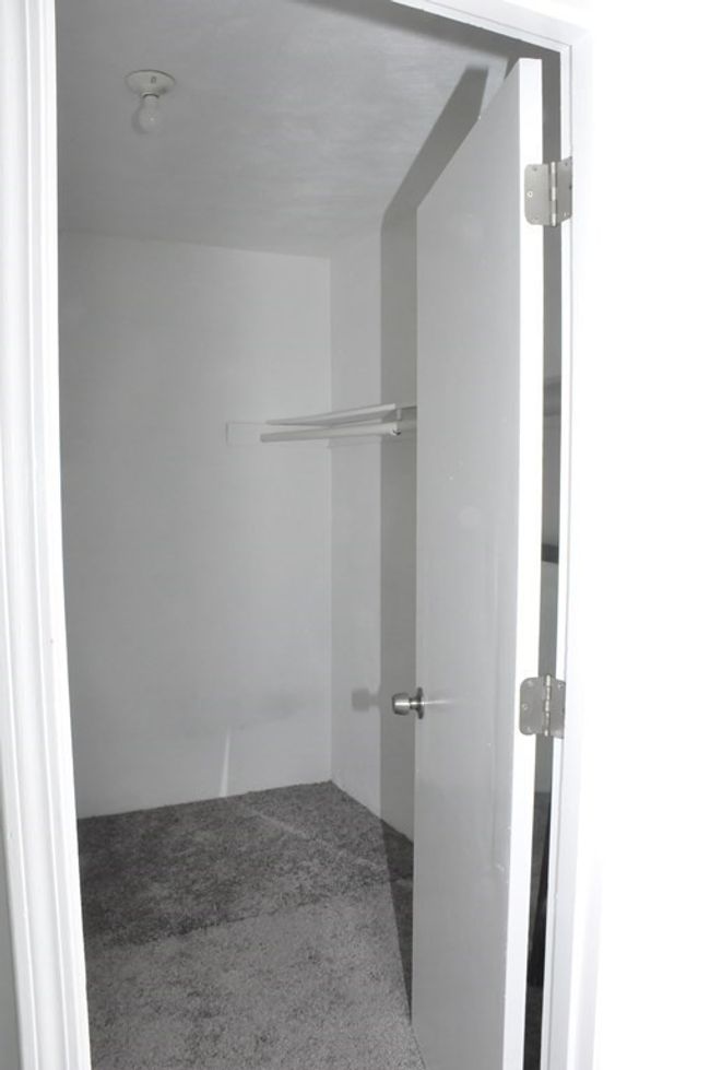 APT-2-4 - 176 Maple Ave, Condo with 2 bedrooms, 1 bathrooms and 1 parking in Rutland MA | Image 4