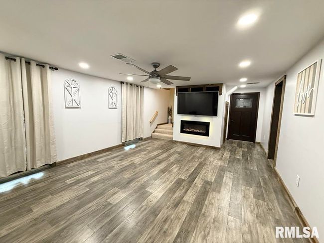 285 Twin Springs Loop, House other with 4 bedrooms, 3 bathrooms and null parking in Anna IL | Image 15