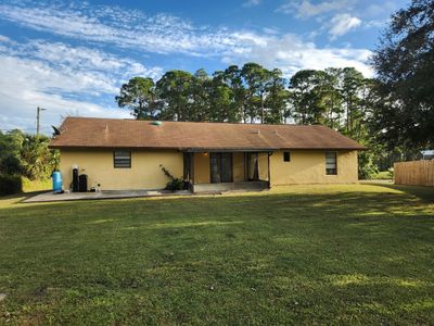 1217 Tiffiny Avenue Se, House other with 3 bedrooms, 2 bathrooms and null parking in Palm Bay FL | Image 3