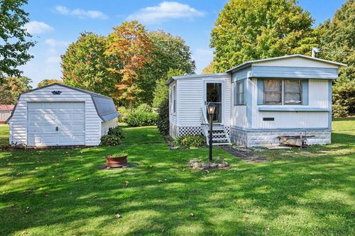 15493 Ridgecrest Dr, Linesville, PA, 16424 | Card Image