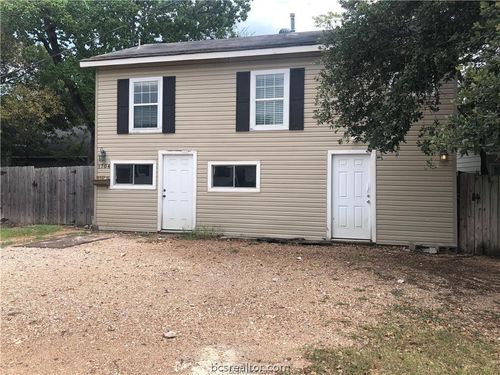 1704 Baker Ave, Bryan, TX, 77803-5800 | Card Image