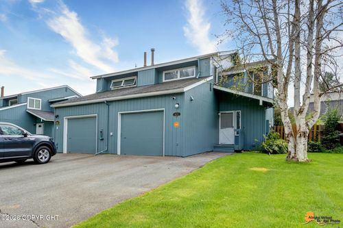 13-8610 Turf Ct, Anchorage, AK, 99504-2967 | Card Image
