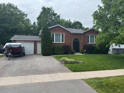 160 John Dillingno St, Victoria Harbour, ON, L0K2A0 | Card Image