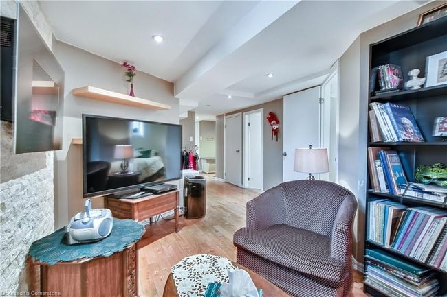 204 Herkimer St, Home with 5 bedrooms, 4 bathrooms and 2 parking in Hamilton ON | Image 33