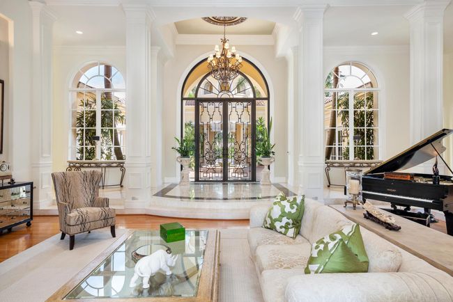 19223 Riverside Dr, House other with 5 bedrooms, 6 bathrooms and null parking in Tequesta FL | Image 10