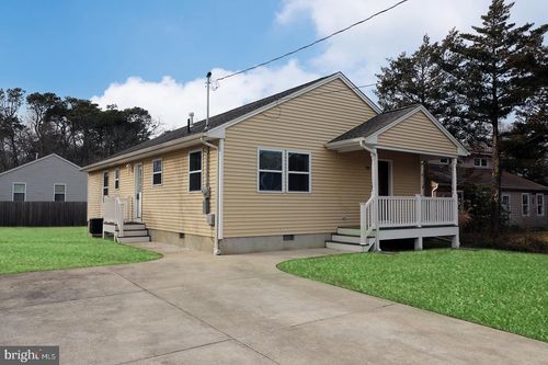 28 Dolphin Way, WARETOWN, NJ, 08758-1805 | Card Image